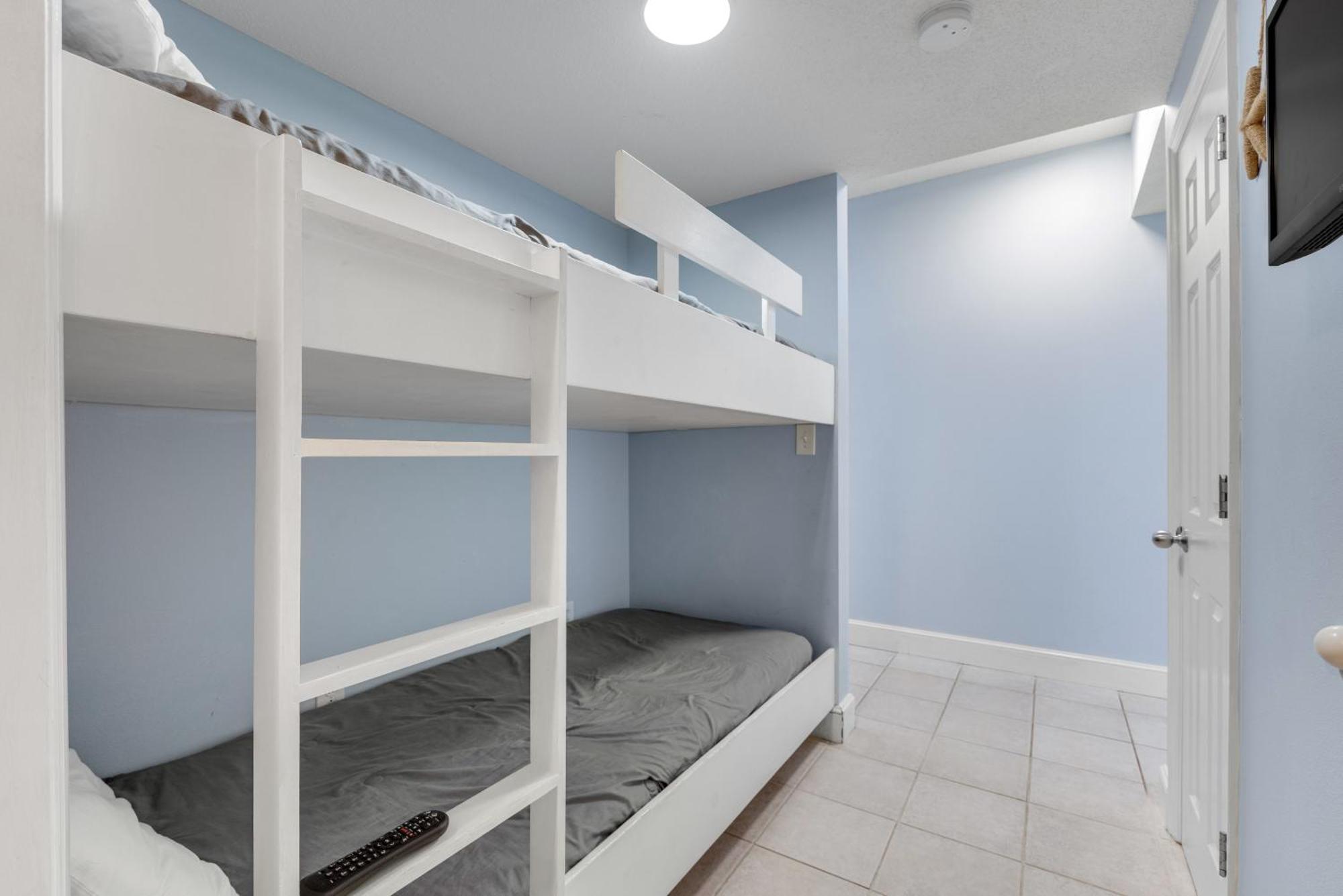 Parking Fee Included-Majestic 1-1606! Gulf Front 1Bedroom, Pool,Hot Tubs,Tennis Panama City Beach Dış mekan fotoğraf